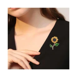 Blue Tail Pins Exquisite Art Brooch For Woman Fashion, Wedding Party Broches & Pins Christmas Gift,Fashionable Accessories For Girls -Xmas Mart Sales 513EVa6YKxL. AC SR10001000