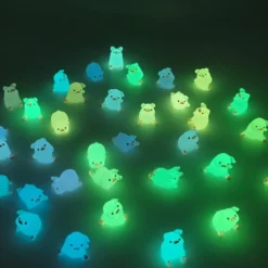 12Pieces Mini Resin Glow Pig Mini Portrait Mini Fairy Garden Landscape Aquarium Decorative Pot Decoration DIY Christmas Birthday Party Clay Amulet (Pink) -Xmas Mart Sales 515i2zkYaiL. AC SL1000