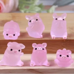 12Pieces Mini Resin Glow Pig Mini Portrait Mini Fairy Garden Landscape Aquarium Decorative Pot Decoration DIY Christmas Birthday Party Clay Amulet (Pink)