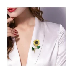 Blue Tail Pins Exquisite Art Brooch For Woman Fashion, Wedding Party Broches & Pins Christmas Gift,Fashionable Accessories For Girls -Xmas Mart Sales 51lY1erjhL. AC SR10001000