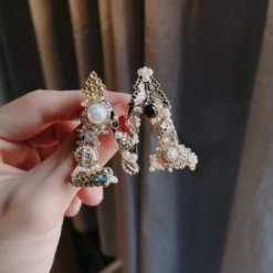 Pearl Initial Letter Brooch Pin, Crystal Rhinestone Enamel Colorful Alphabet Breastpin For Women Girls Christmas Gifts, Bag Clothes Sweater Jewelry -Xmas Mart Sales 61Qa9le2z3L. AC UL1005