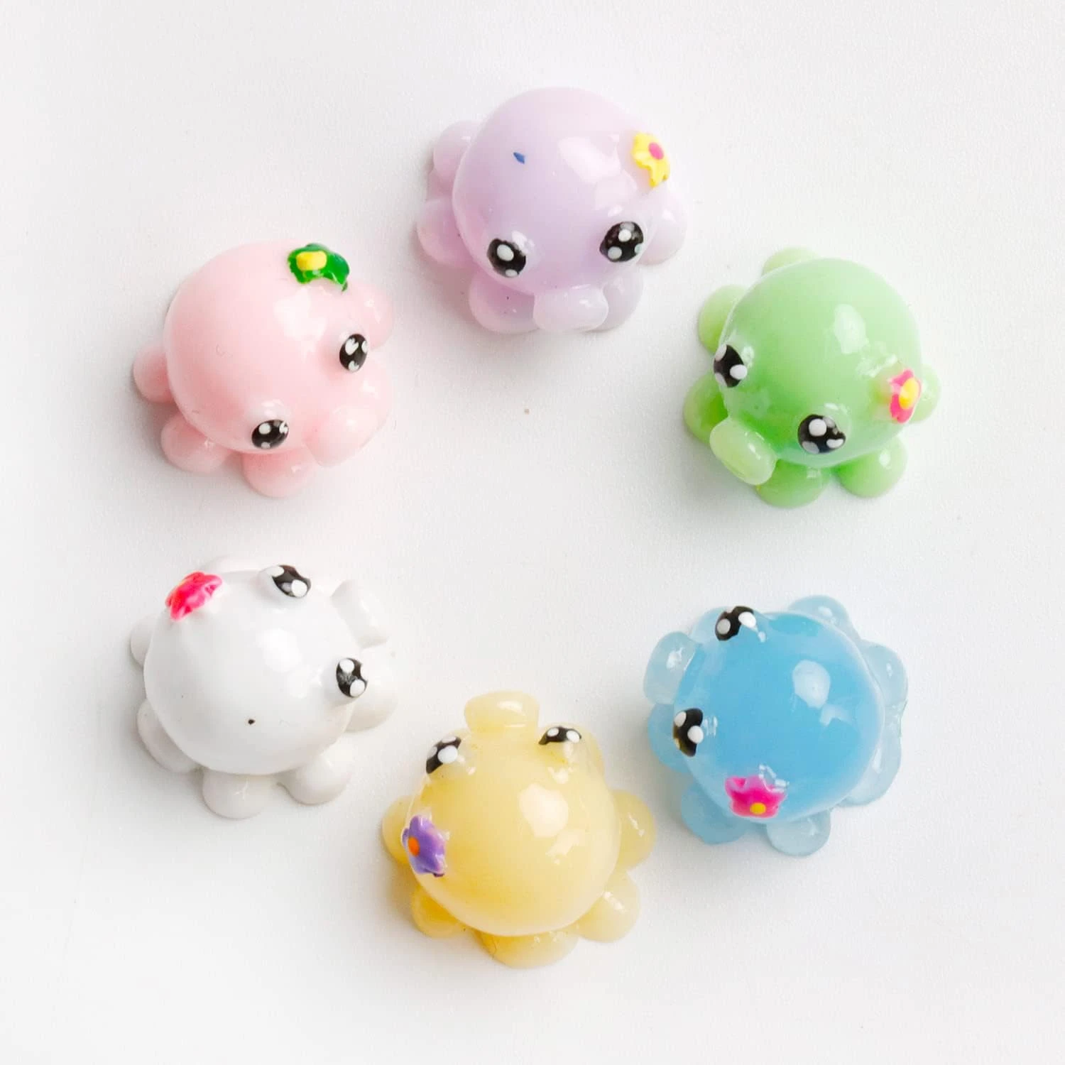 30 Pcs Octopus Figurines Plastic Ocean Animals Resin Miniature Figures For Fairy Garden Micro Landscape Aquarium Ornament For Christmas Accessory DIY Decor 5 30 Pcs Octopus Figurines Plastic Ocean Animals Resin Miniature Figures For Fairy Garden Micro Landscape Aquarium Ornament For Christmas Accessory DIY Decor - Image 3