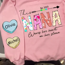 IZI POD Personalized Grandma Sweatshirt, This Nana Wears Her Heart On Her Sleeve, Nana Sweater, Valentines Gifts, Sweatshirt Nana, Mother's Day Shirt, Christmas Shirt For Women -Xmas Mart Sales 61eVmAkPiZL. AC UL1100