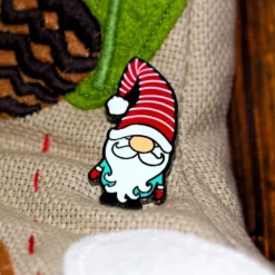 Lifebeats Christmas Gnome Enamel Pin 7 Lifebeats Christmas Gnome Enamel Pin -Xmas Mart Sales 61pHR2g1fRL. AC UL1000