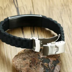 Religious Quote Faith Christian Bible Verses Inspirational Powerful Scripture ID Wristband Cross Silicone Bracelets, God Bracelet Gift Idea For Men,Christmas Gift For Him For Love Husband Father Boy -Xmas Mart Sales 61pIB2DL3ZL. AC UL1001