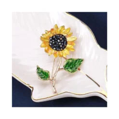 Blue Tail Pins Exquisite Art Brooch For Woman Fashion, Wedding Party Broches & Pins Christmas Gift,Fashionable Accessories For Girls -Xmas Mart Sales 61tmwplwhbL. AC SR10001000