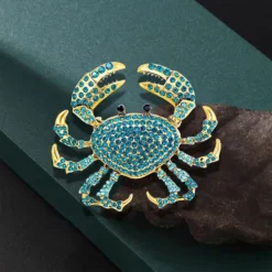 Rhinestone Crab Brooch Pin For Women Girls Gold Plated Fashion Crystal Marine Animal Brooches Lapel Pins Shiny Exaggerated Cute Holiday Vacation Christmas Jewelry Gift For Theme Party -Xmas Mart Sales 718yDMvLaWL. AC UL1000