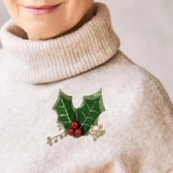 DEMDACO Holly Berry Red, Green, And Gold Tone Glittered 5 Inch Polyester Christmas Lapel Pin -Xmas Mart Sales 71Pxq77jXpL. AC UL1500