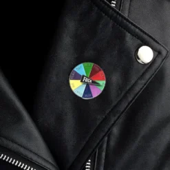 GENERIC Rotating Enamel Badge, Funny Spinner Rainbow Brooches Pins, Lucky Interactive Pin, Novelty Enamel Pin, Cartoon Turntable Lapel Pin, Collar Jacket Backpack Decoration, Christmas Gifts -Xmas Mart Sales 71S6FkrcRxL. AC UL1001