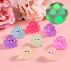Hiawbon 35 Pcs Mini Resin Octopus Figurines Miniature Octopus Figures Micro Fairy Garden Landscape Aquarium Potted Plants Decoration DIY Charms For Christmas Birthday Party Gifts -Xmas Mart Sales 71WfPTWsENL. AC SL1500