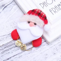NUOBESTY Christmas Brooch Pin Set Led Light Up Christmas Pins Santa Claus Jewelry Pins Brooch Badge Holiday Light Up Toys -Xmas Mart Sales 71XSOxmzy8L. AC SL1203
