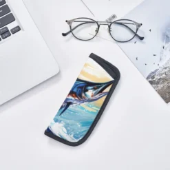 VALFIM Christmas Eyeglasses Case, Portable Neoprene Soft Sunglasses Case, Universal Eyeglasses Bag For Men And Women -Xmas Mart Sales 71fWUTYqBdL. AC UL1500