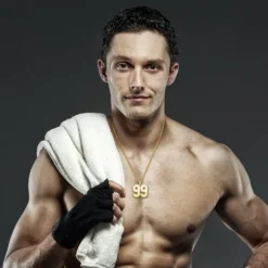 QeenseKc Men Boy Football Number Chain Necklace Jersey Number Pendant 18K Gold Plated Jewelry For Sport Fans Christmas Gift -Xmas Mart Sales 81FzpHY WFL. AC UL1500