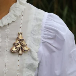 RareLove Golden Christmas Tree Christmas Brooch Pin Cute Bowknot Multi Rhinestone Crystal Brooches For Women Alloy Plated Holiday Gift -Xmas Mart Sales 81kwOF32QFL. AC UL1500