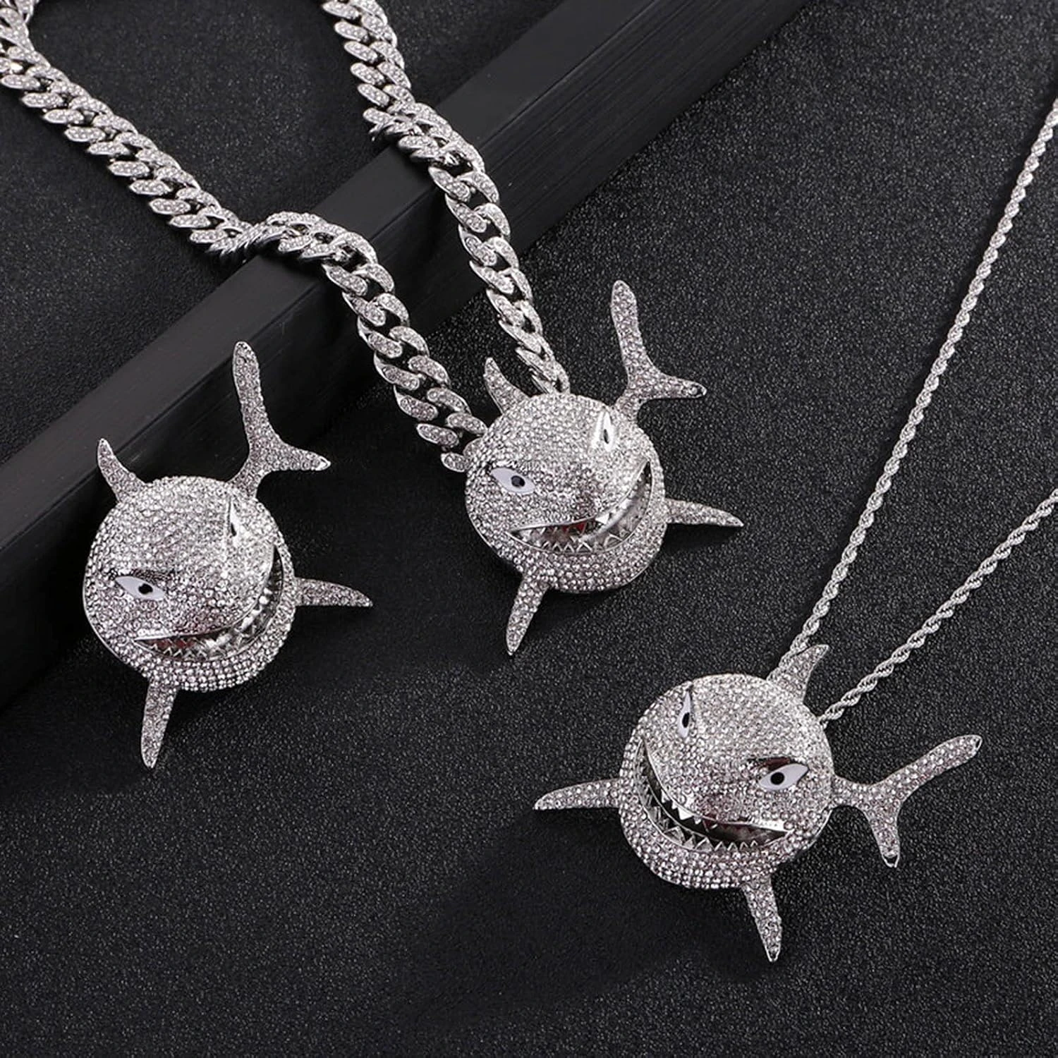 Xikui Diamond Necklace Chain, 18K Gold Plated Hip Hop Shark Pendant With Cuban Chain Width 13MM Length 19.7in(50cm) For Men/Women, Ice Out Chain, Holidays (Halloween, Christmas..) Gifts 8 Xikui Diamond Necklace Chain, 18K Gold Plated Hip Hop Shark Pendant With Cuban Chain Width 13MM Length 19.7in(50cm) For Men/Women, Ice Out Chain, Holidays (Halloween, Christmas..) Gifts - Image 6