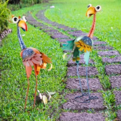 Sintuff 2 Pcs Metal Garden Bird Statue Outdoor Metal Yard Art Standing Bird Garden Statues Outdoor Garden Sculpture Colorful Garden Art Birds For Christmas Garden Patio Yard Porch Lawn Decoration -Xmas Mart Sales 91cpX04ahsL. AC SL1500